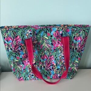 NWOT insulated Lilly Pulitzer tote